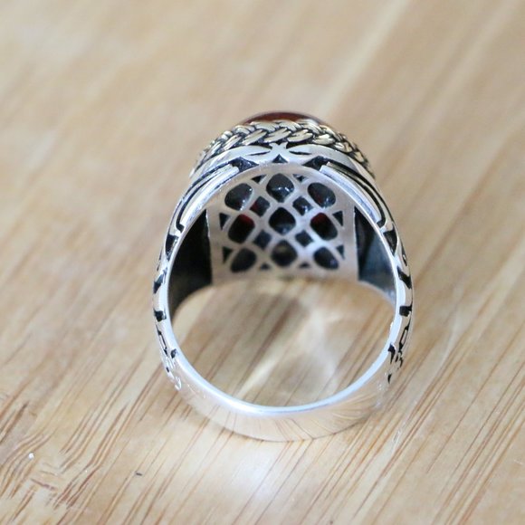 925 Sterling Silver Men's Ring with Red Agate Stone - Picture 9 of 14